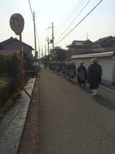 2015　6　15　托鉢　専行院 (4)