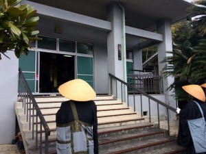 念仏行脚　寒行托鉢７