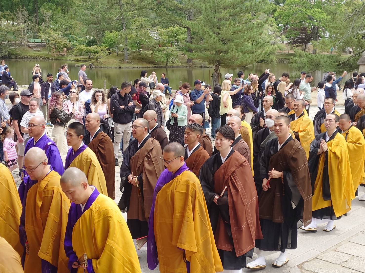 仏法興隆花まつり「千僧法要」　於　東大寺